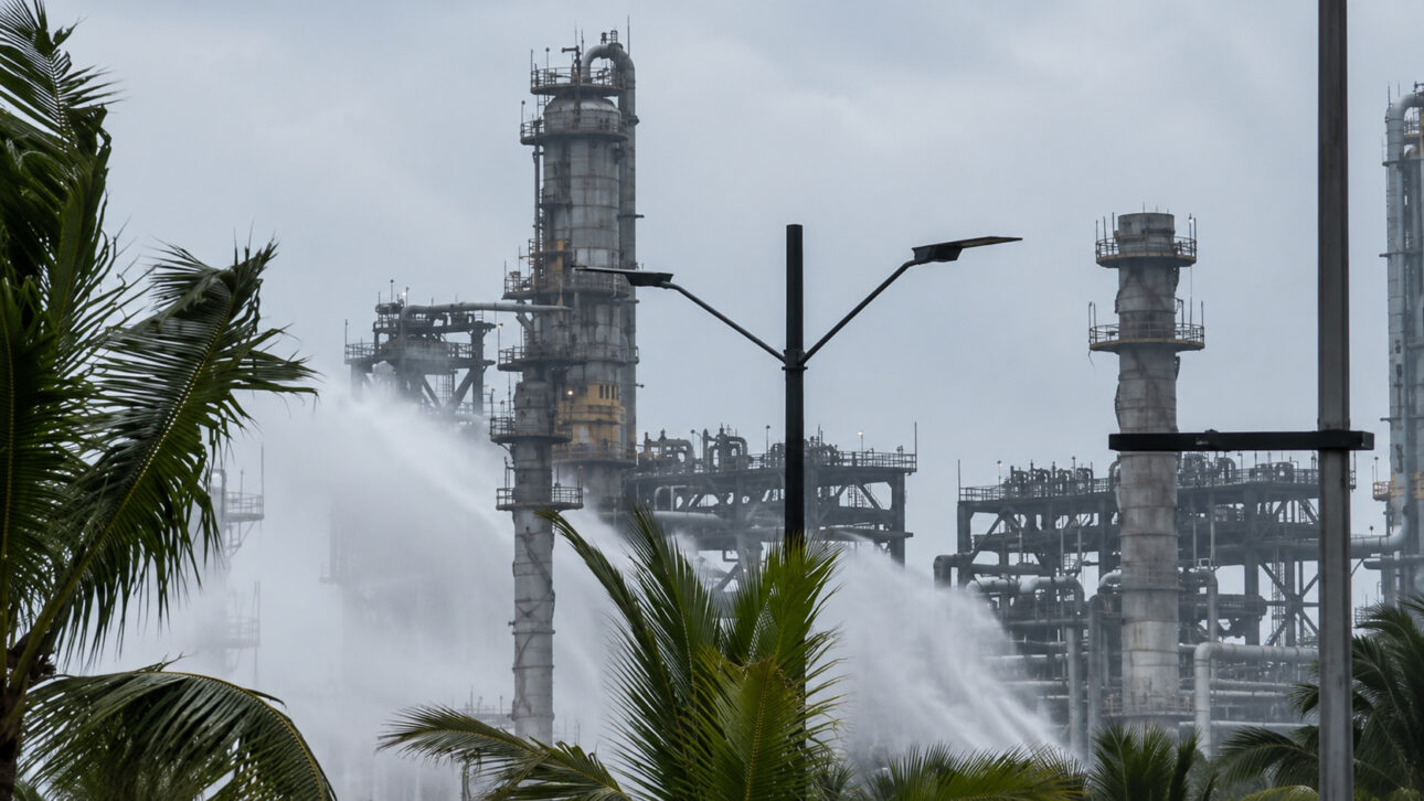 La refinería Olmeca fue diseñada para procesar 340 mil barriles por día.