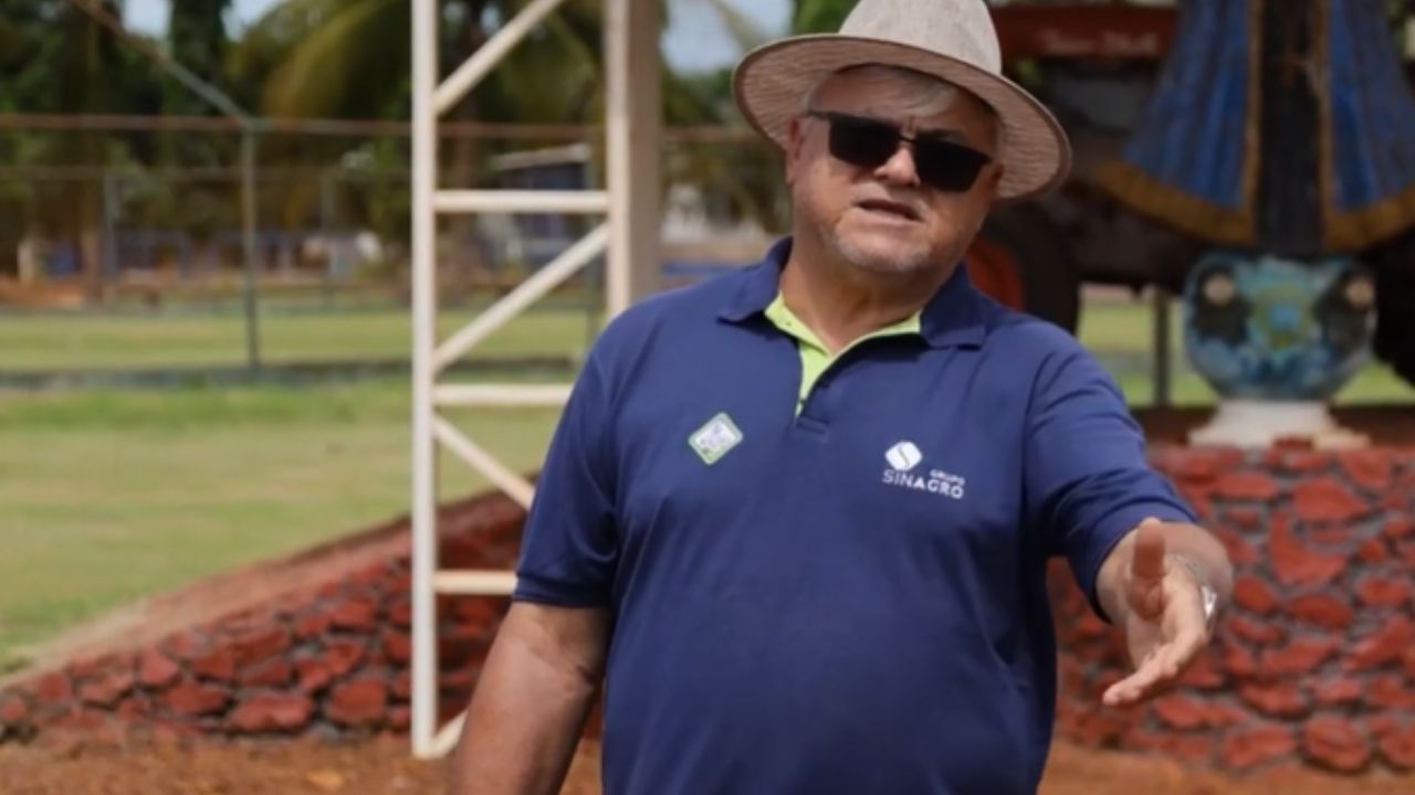 trator em Mato Grosso mostra agricultura mecanizada, gestão rural e sucessão familiar na fazenda que passou de 25 HP a 400 HP.