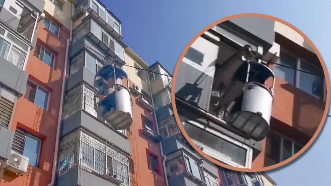Um idoso chinês impressionou muitos ao construir um elevador para acessar seu apartamento no quinto andar, já que tinha dificuldades para subir as escadas. Foto: SCMP composite/Douyin
