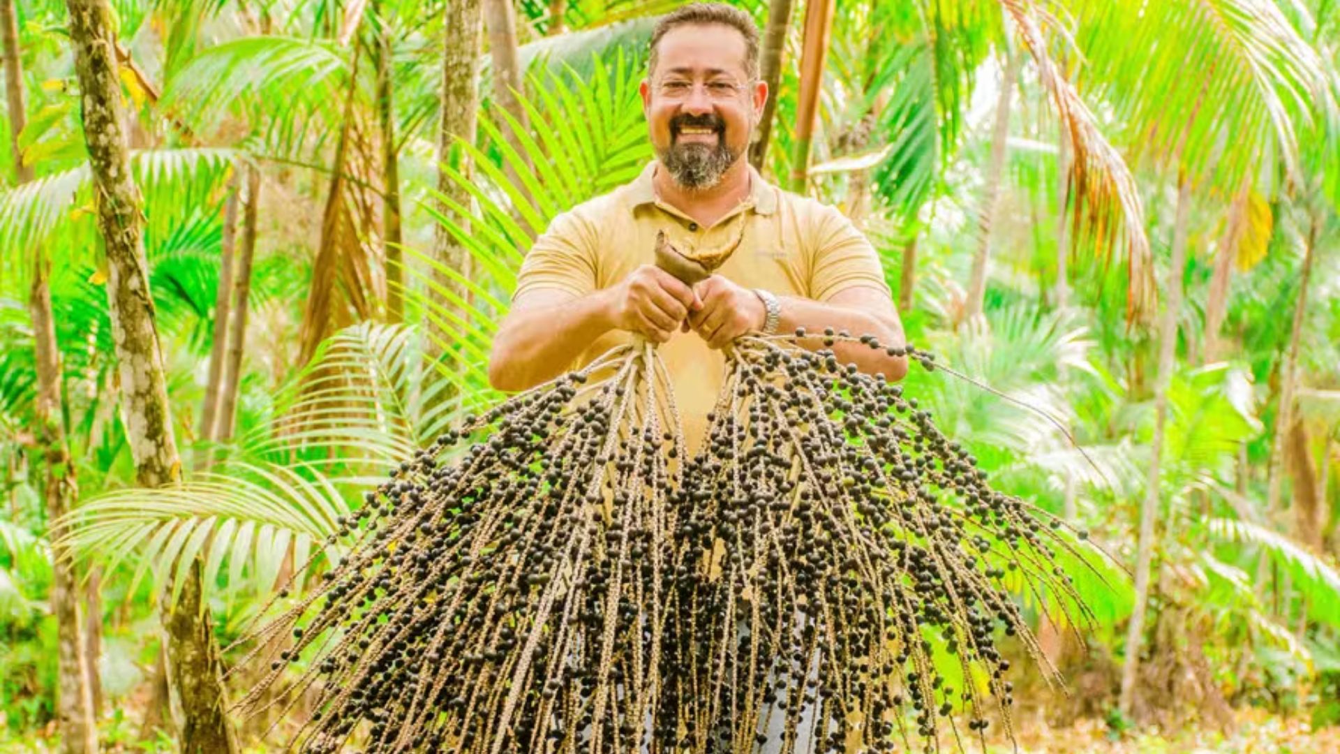 Com R$ 500 emprestados, Franklin Vieira criou a rede de açaí Puro.Açaí, hoje com 82 lojas de franquia, fazenda no Pará e faturamento de R$ 45 milhões.
