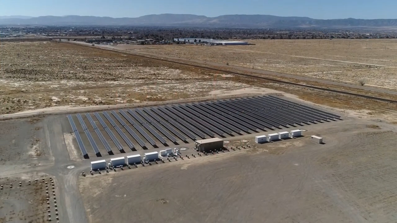 Na Califórnia, 1.300 baterias usadas da Honda e da Nissan deixam de ir direto para a reciclagem e viram uma usina solar de 25 MWh