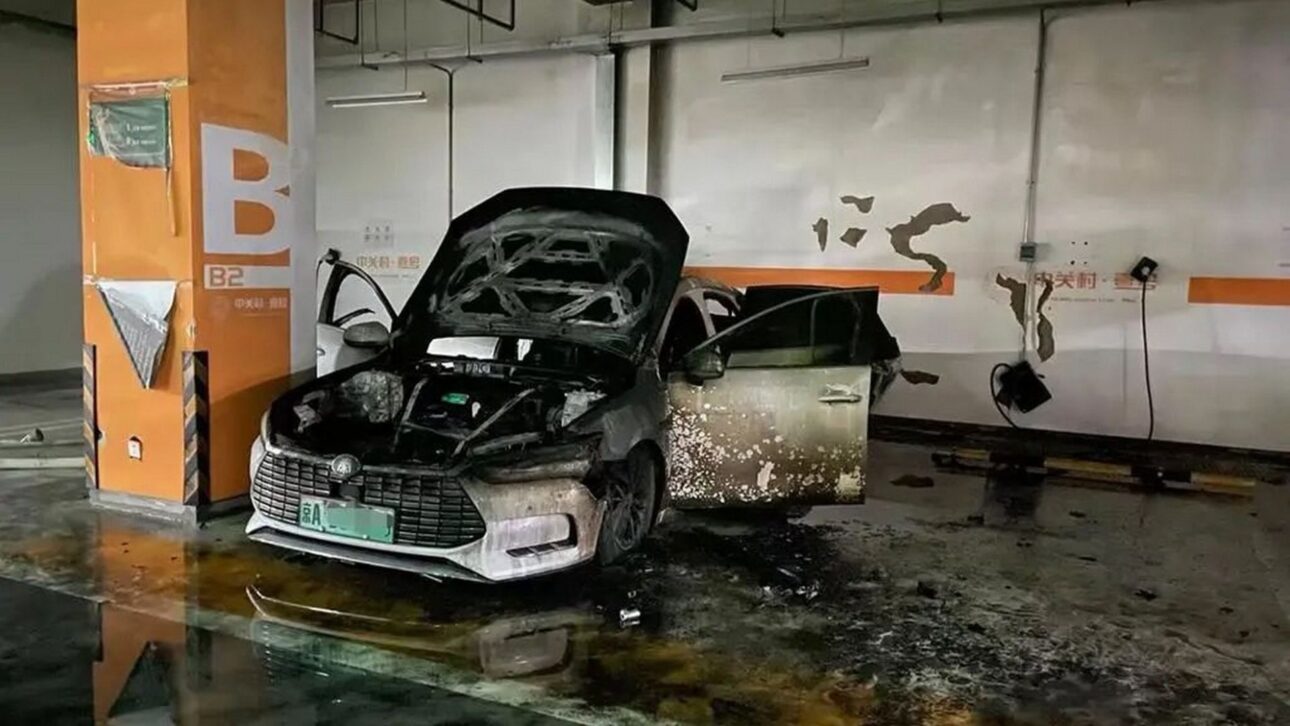 A BYD processa 37 influenciadores chineses e coloca outros 126 sob vigilância por difamação, com as primeiras condenações já proferidas na China.