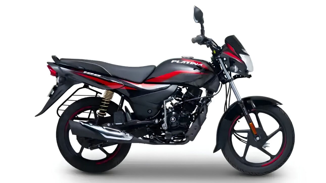 Bajaj creó una moto popular que puede pasar de los 800 km por tanque: Platina 100 tiene motor 99,59 cc, tanque de 11 litros y consumo que puede llegar a 75 km/l en relatos de dueños