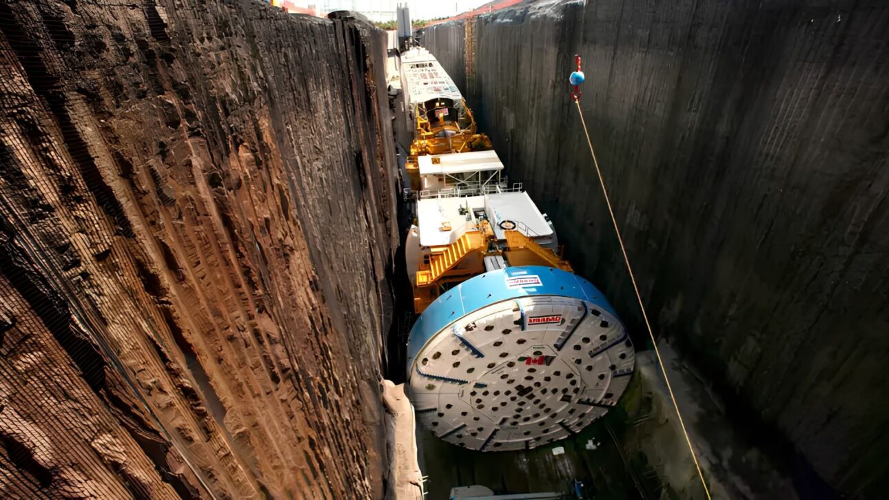 Big Becky era a maior tuneladora de rocha dura do mundo e triturava pedra maciça