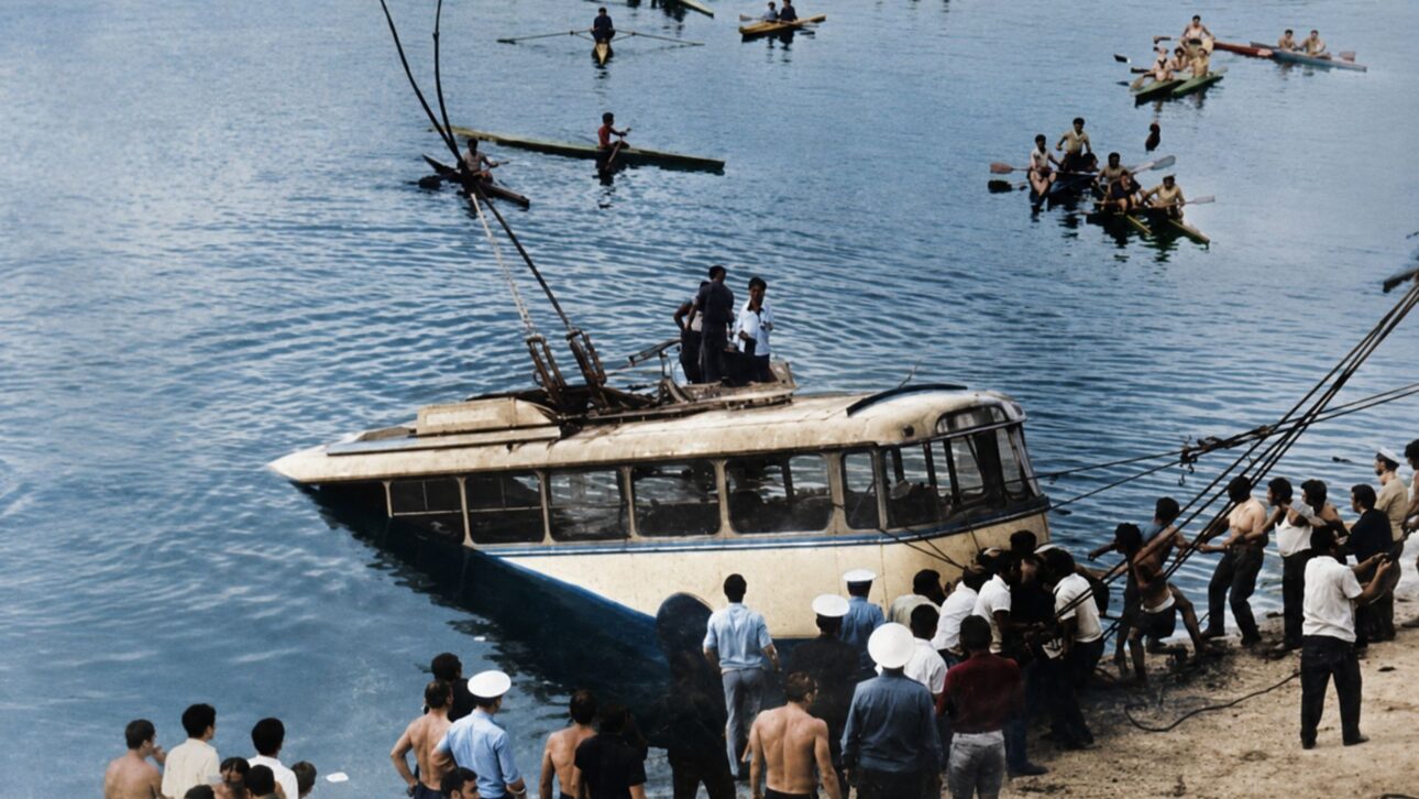Campeão de natação, Shavarsh Karapetyan fez cerca de 40 mergulhos no resgate de um ônibus afundado num lago da Armênia, salvou 20 e perdeu a carreira.