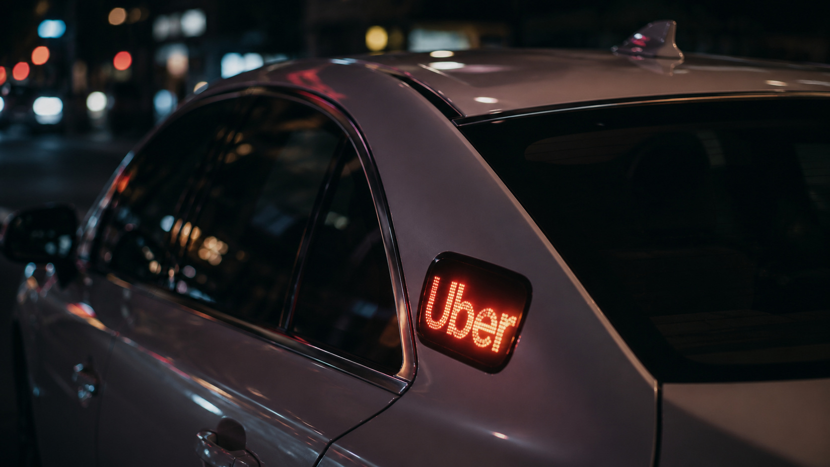 Banco do Brasil e Uber lançam cashback que pode devolver até 3,5 parcelas do financiamento, enquanto motoristas ganham acesso a carros novos de até R$ 150 mil pelo Move Brasil