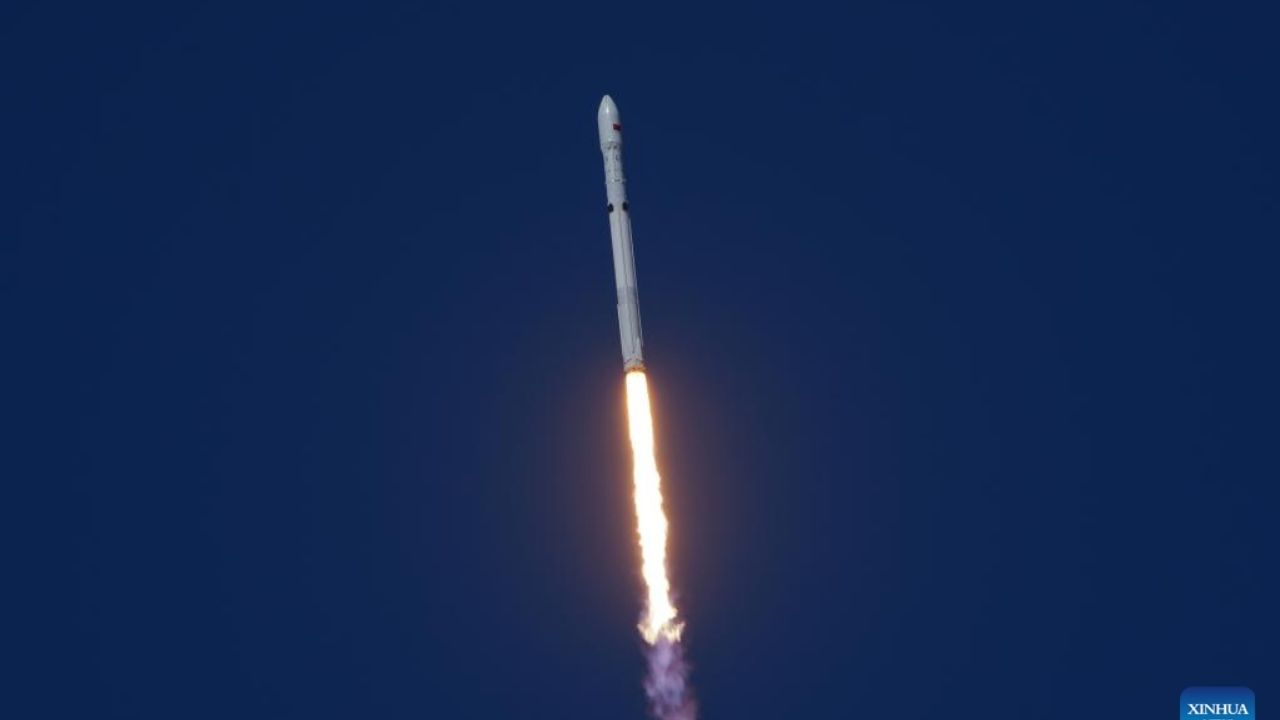 China unexpectedly launched the Long March 12B in the Gobi Desert with real satellites, but did not land the booster in the race against SpaceX.