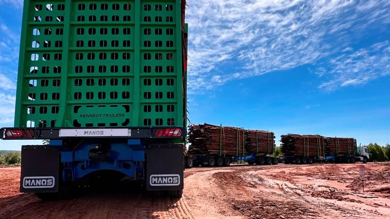 Megatrem da Manos com Kennedy Trailers leva 240 toneladas e muda transporte florestal no Brasil.