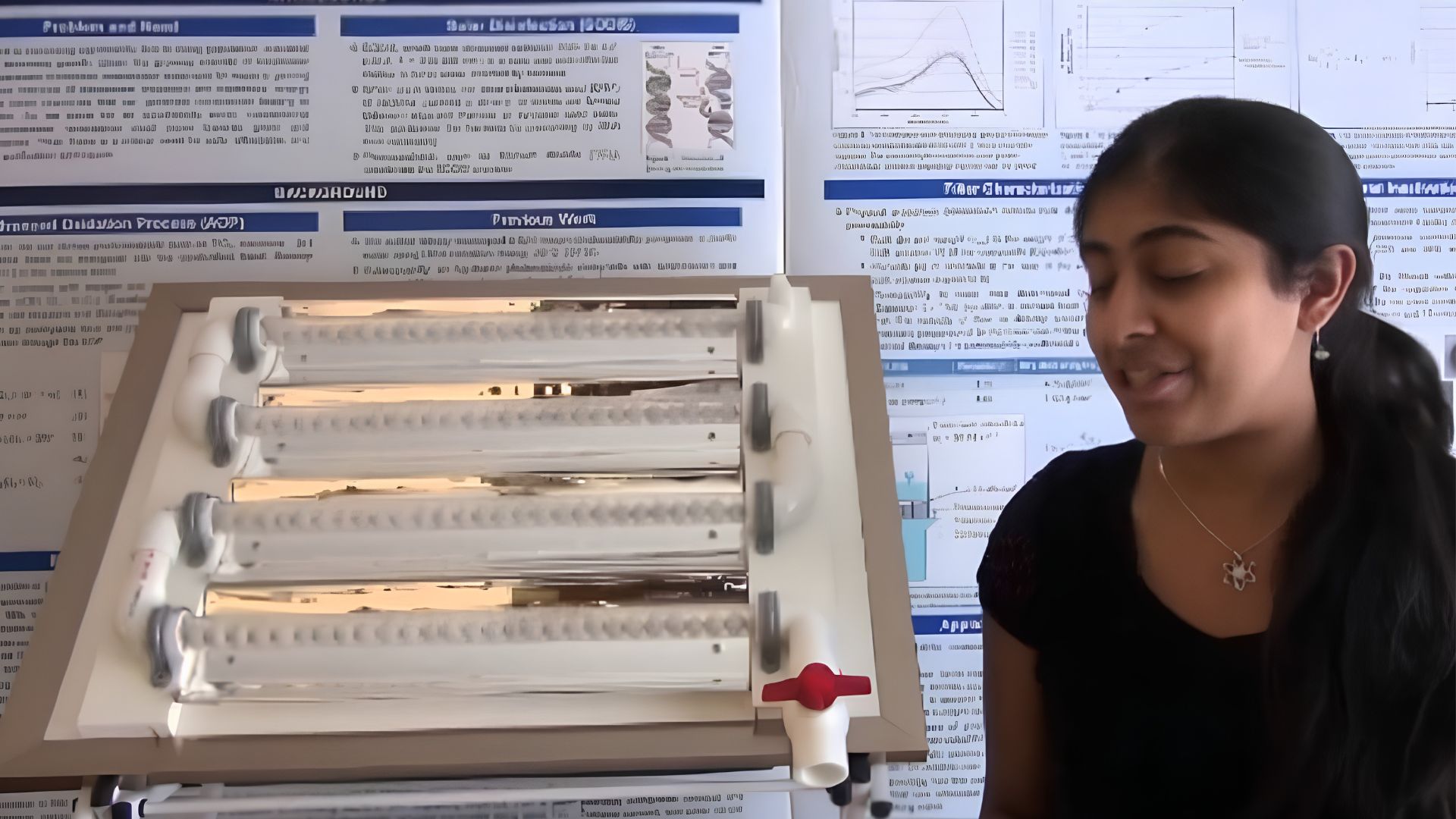 Deepika Kurup criou aos 14 anos um sistema solar de purificação de água e ganhou projeção mundial com uma solução de baixo custo.