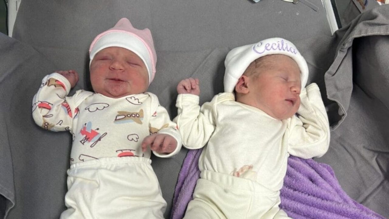 Duas bebês chamadas Cecília nasceram no Hospital Ruth Cardoso, em Balneário Camboriú; caso surpreendeu Santa Catarina.
