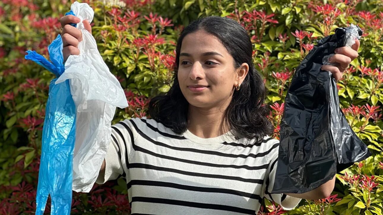 Estudante irlandesa cria plástico biodegradável que libera enzimas para ajudar a degradar microplásticos e vence prêmio ambiental europeu.