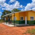 Fazenda em Mato Grosso troca alvenaria tradicional por casa de painéis térmicos de 85 m² construção rápida, econômica e com isolamento PIR ganha varanda, lavanderia externa (3)