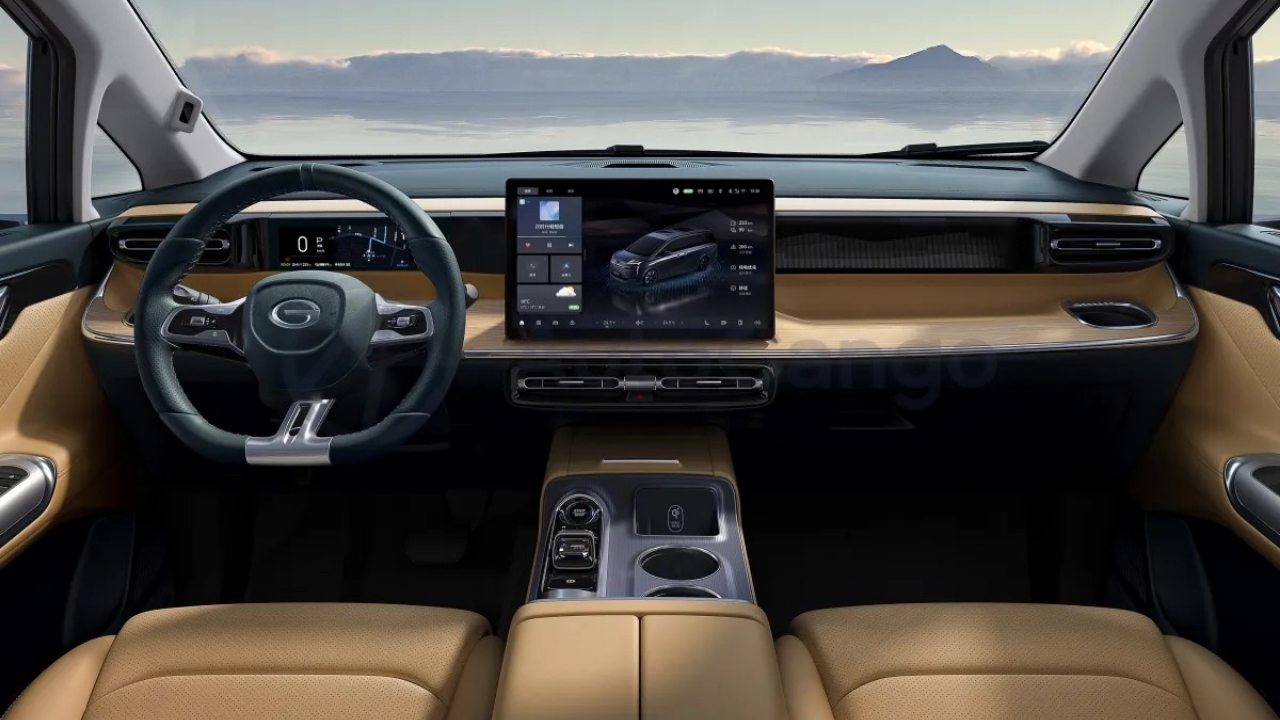 GAC Trumpchi E8 PHEV une minivan híbrida, carro 7 lugares e autonomia elétrica de 150 km com preço chinês competitivo.