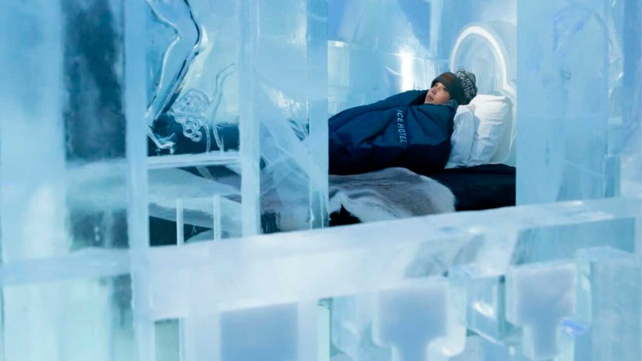 Icehotel sazonal funciona como uma construção temporária