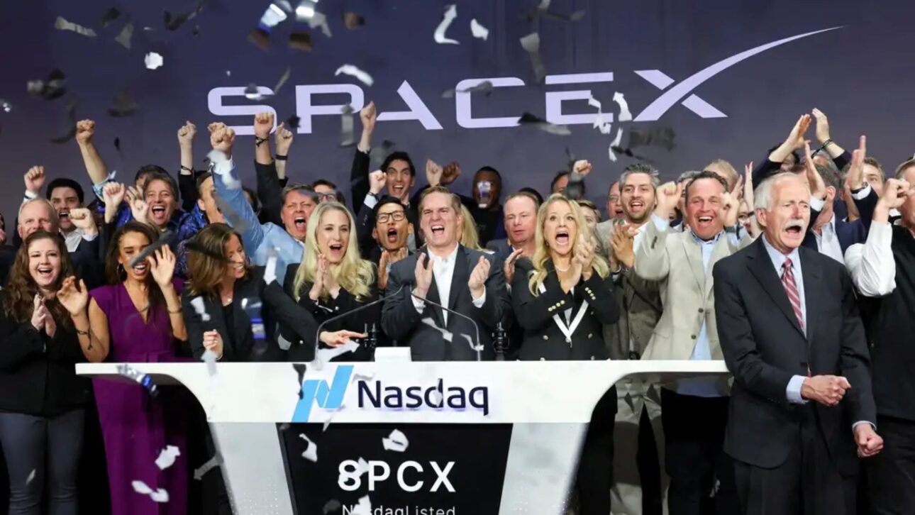 IPO da SpaceX pode transformar 4.400 funcionários em milionários e criar fortunas inéditas na indústria espacial liderada por Elon Musk.