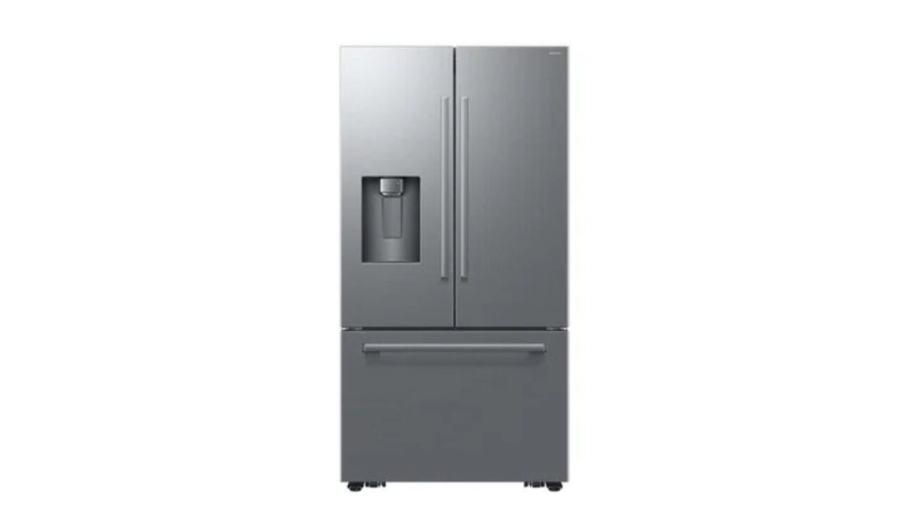 Geladeira Samsung RF70H llega a Brasil con 664 litros, SmartThings, AI Energy Mode y sistema automático para dos tipos de hielo.