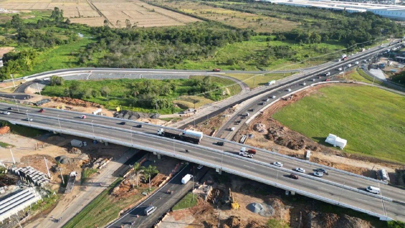 SC-486 entre Brusque e Itajaí passa a ter trecho com limite de 100 km/h após obras de R$ 12,4 milhões na Antônio Heil.