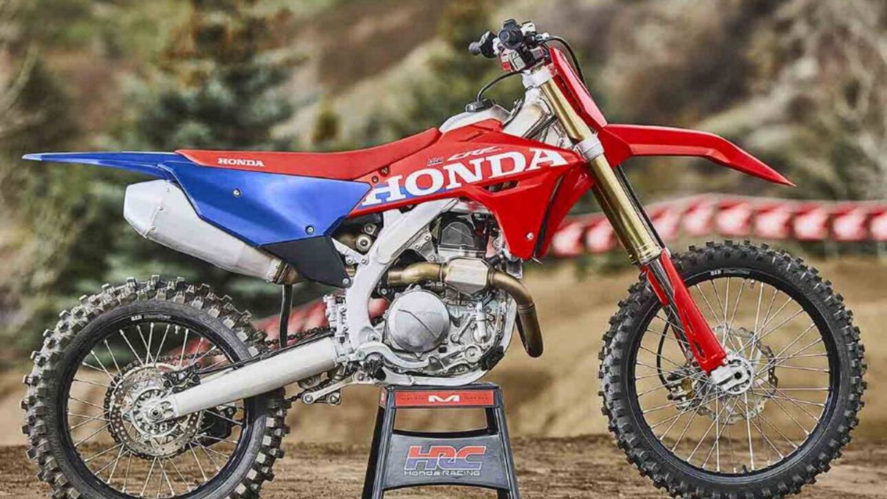 Honda renova a linha CRF 2027 com motor 10% mais potente, chassi redesenhado e inédita versão HRC-WE inspirada nas motos de competição.