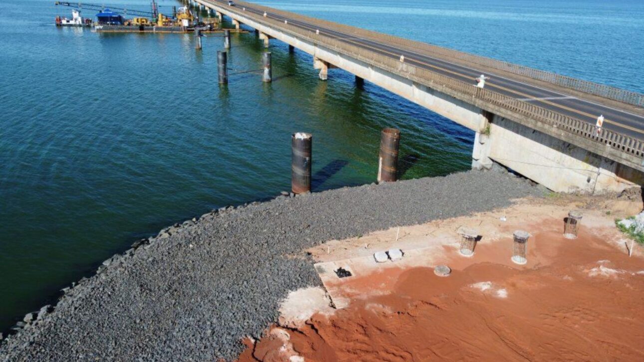 Obras da Ponte Engenheiro Gilberto Paim Pamplona avançam na SP-333 e prometem melhorar tráfego, segurança e logística regional em São Paulo.