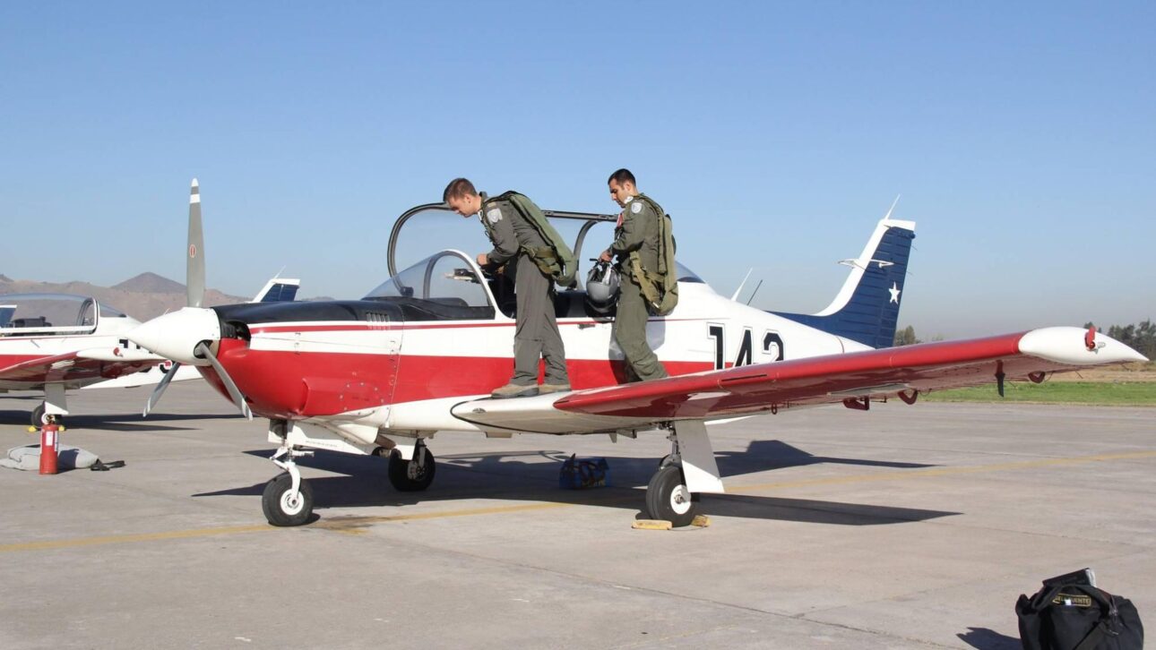 Chile estuda aeronave turboélice nacional com ENAER, Marinha e Força Aérea, usando base tecnológica do T-40 Newen.