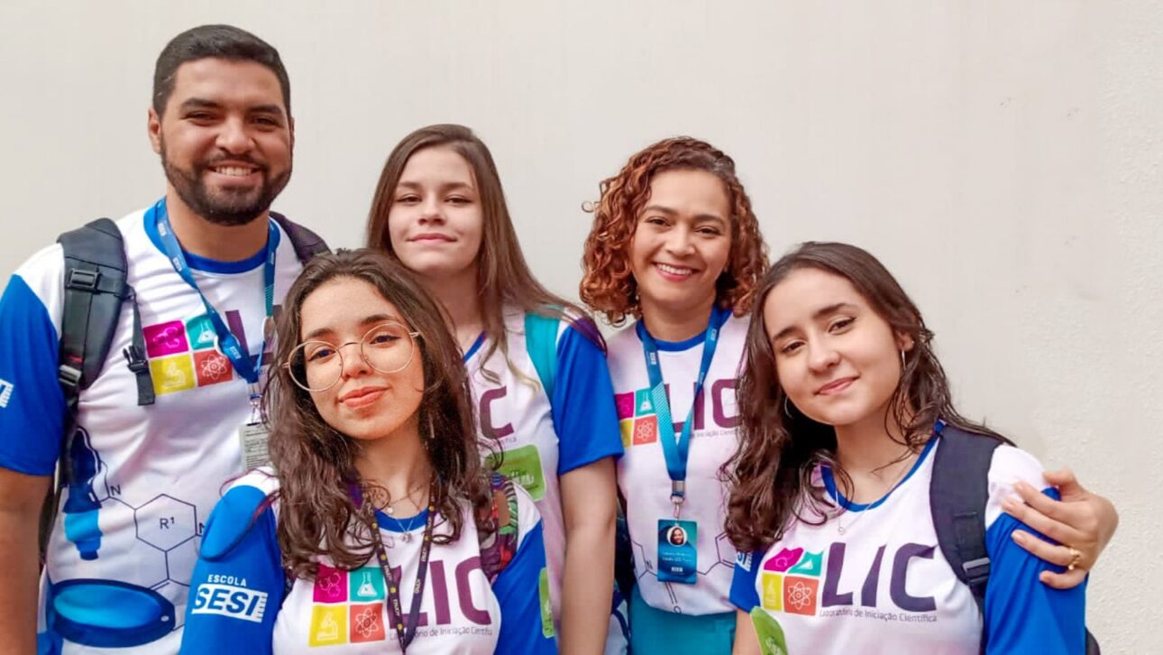 Students from Paraíba create a membrane with clay and sweet potato starch to retain microplastics in water.
