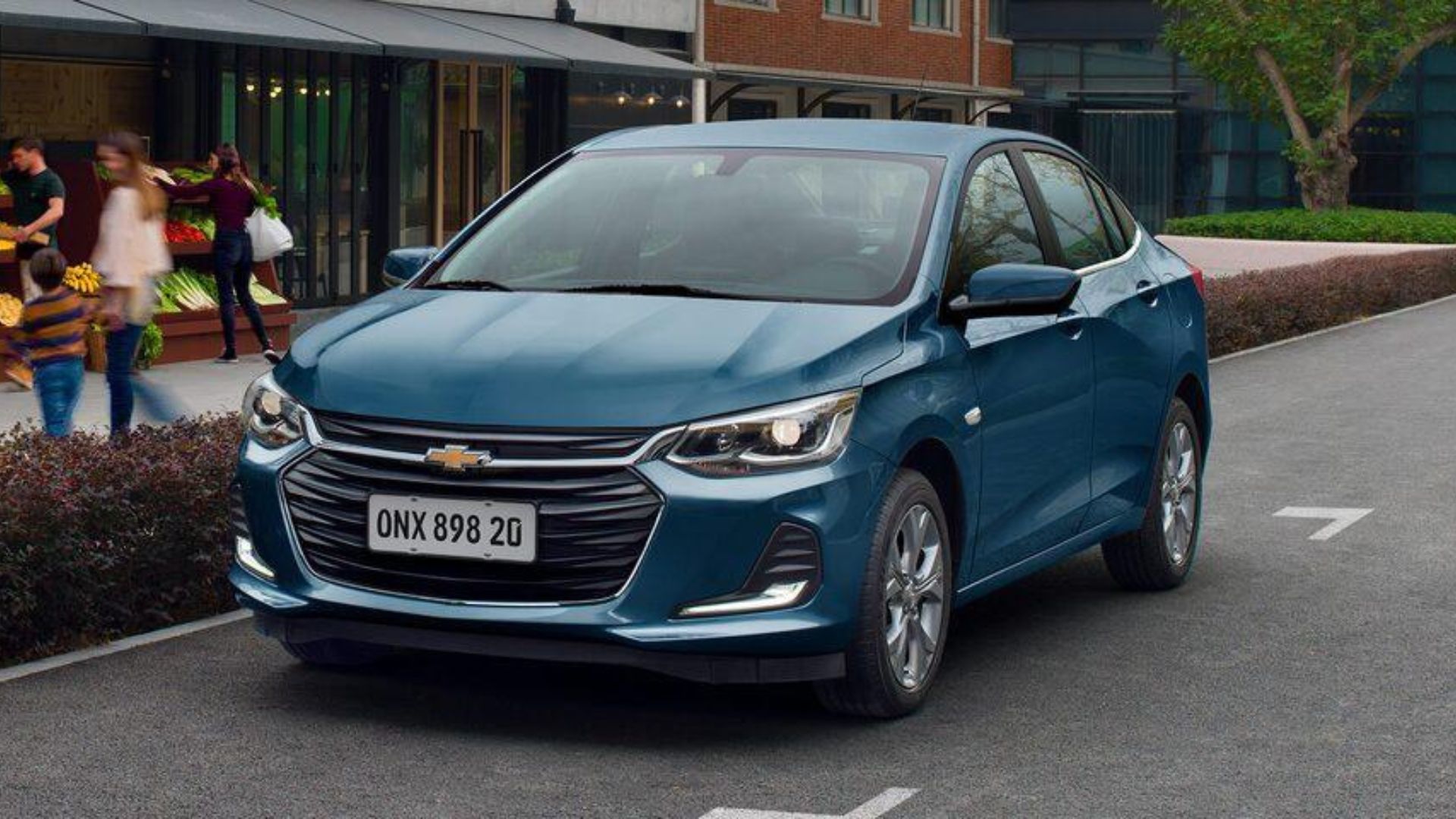 Chevrolet Onix Eco a etanol estreia com motor turbo, câmbio automático e preço competitivo, retomando fórmula abandonada no Brasil.