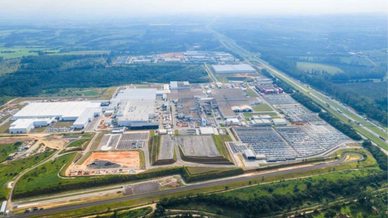 Toyota fecha fábrica em Indaiatuba, transfere produção do Corolla para Sorocaba e mantém investimento de R$ 11 bilhões no Brasil até 2030.