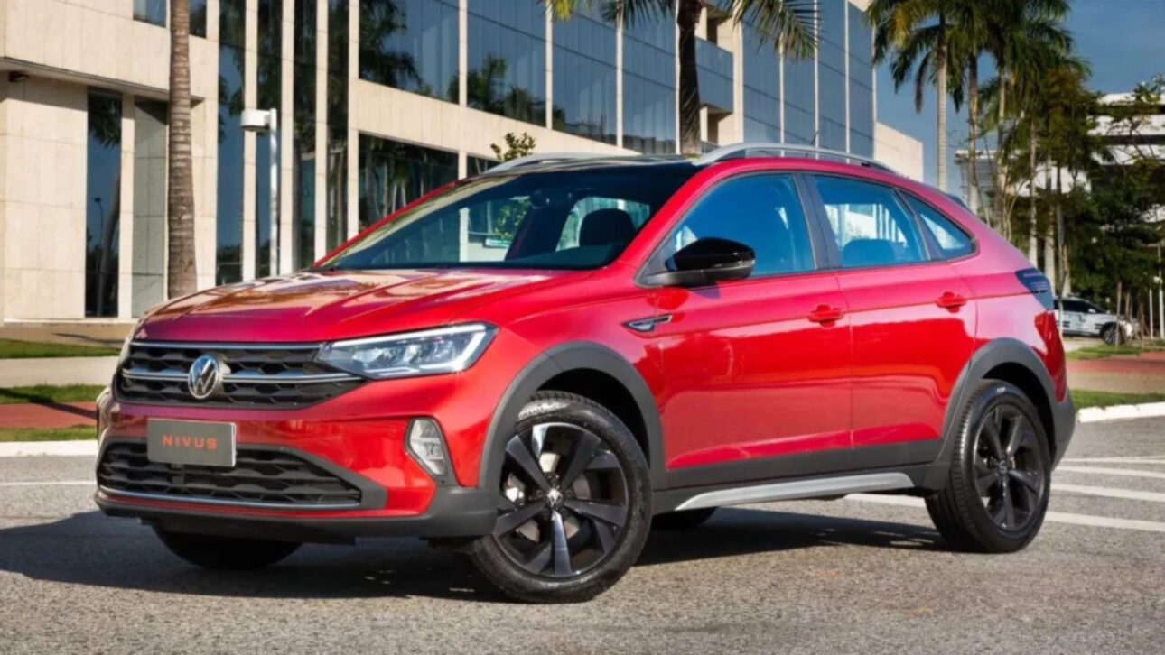 Volkswagen Nivus Launching Edition usado tem motor 1.0 TSI, ACC, frenagem automática, bom consumo e preço perto de R$ 103 mil.