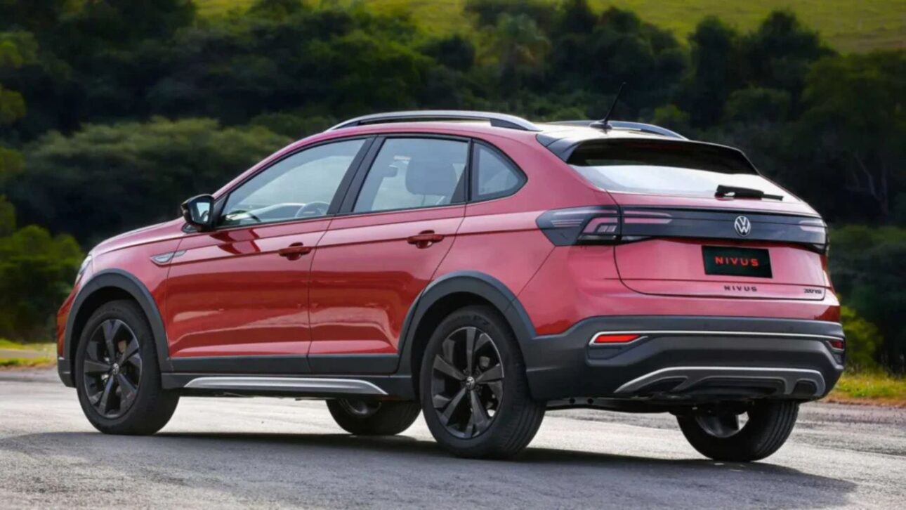 Volkswagen Nivus Launching Edition usado tem motor 1.0 TSI, ACC, frenagem automática, bom consumo e preço perto de R$ 103 mil.