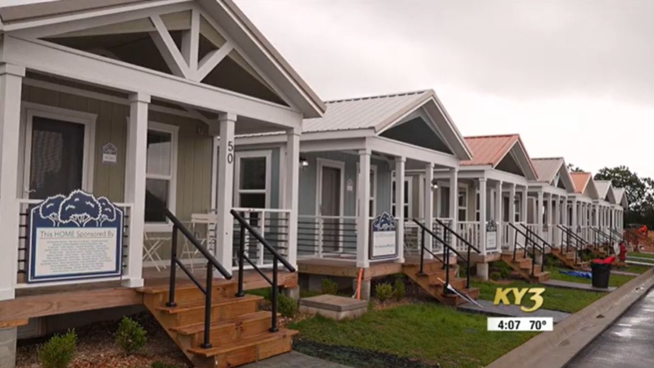 Micro-houses of Elevate Branson in Missouri have a rent of $495 and aim for affordable housing with a permanent village.