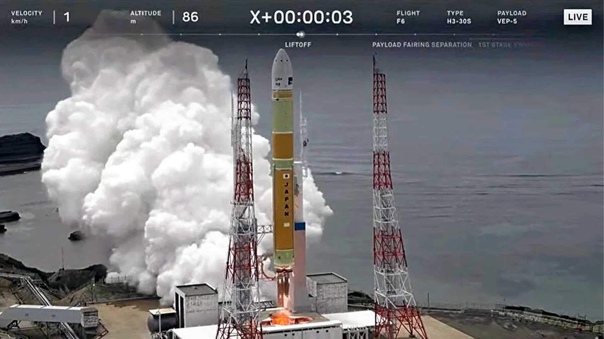 Japão lança com sucesso nova configuração do foguete H3 e coloca seis pequenos satélites em órbita após falha registrada em dezembro de 2025