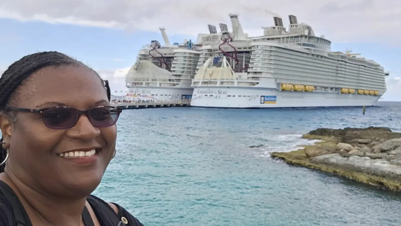 Mulher prefere viver em alto mar em navios de cruzeiro e ainda revela economia nas contas