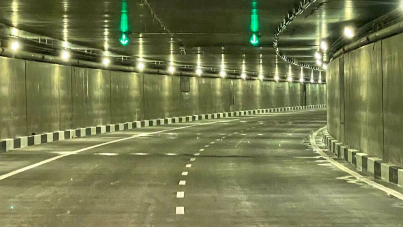 El túnel SMART de Kuala Lumpur tiene 9,7 km y funciona como carretera o canal de drenaje gigante dependiendo de la lluvia. Desde 2007, evitó inundaciones en casi 600 eventos.