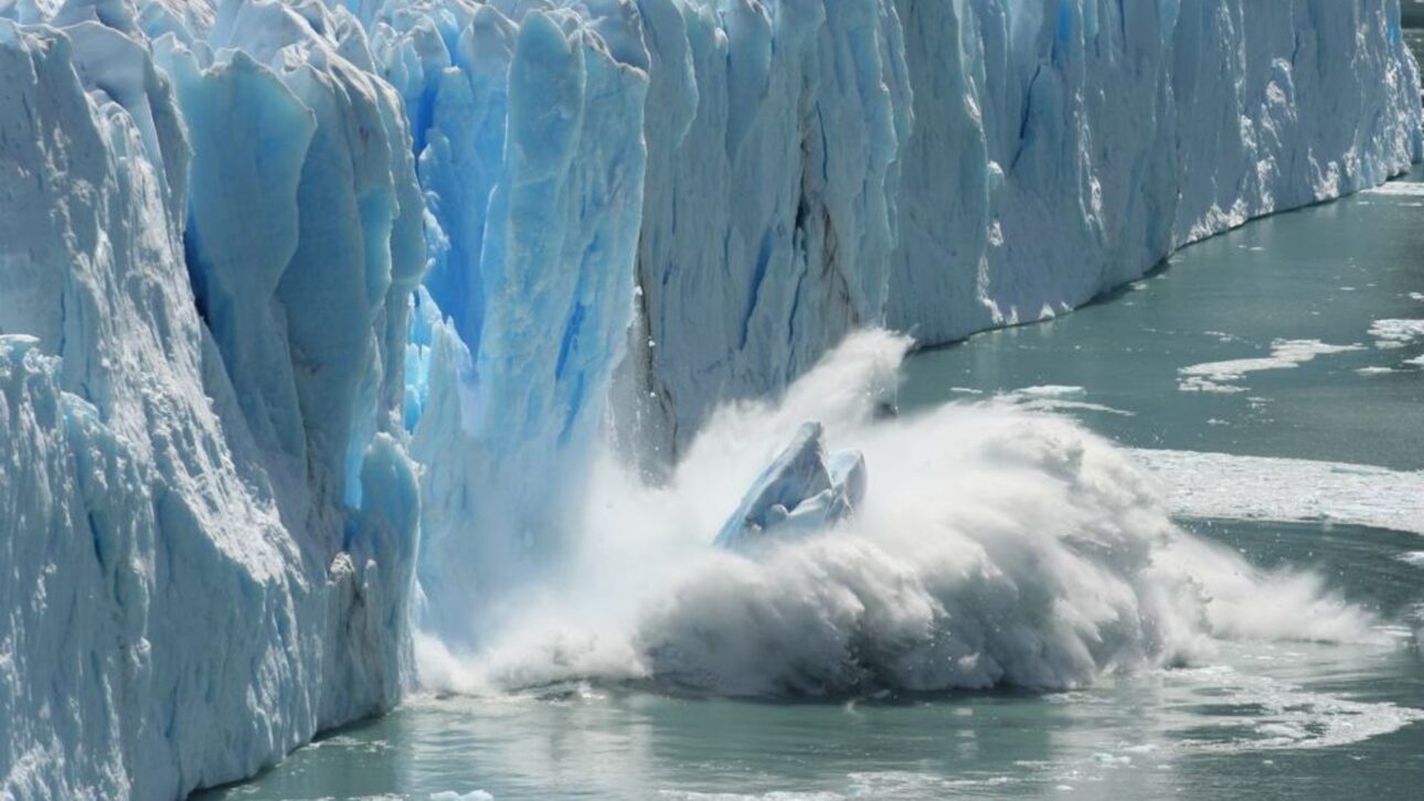 Melting glacier. Credit: Bernhard Staehli/Shutterstock