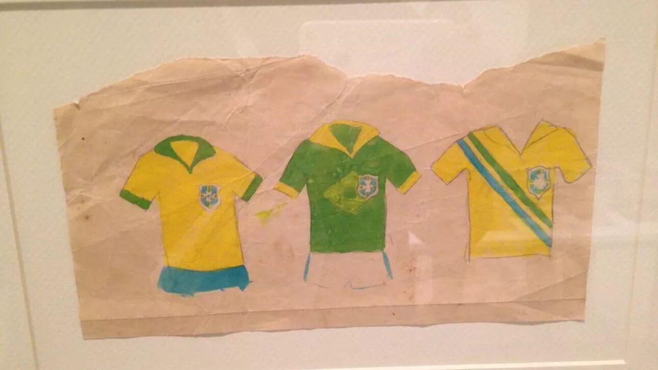 O uniforme da seleção brasileira nasceu após o Maracanaço, criado pelo adolescente de 18 anos Aldyr Schlee. Veja como a camisa amarela do Brasil foi inventada.