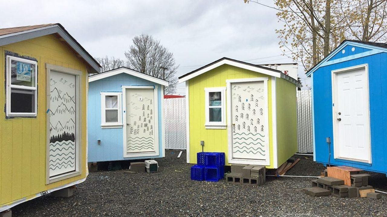 Seattle will build 90 microhomes in South Park to tackle the housing crisis and accommodate homeless people in King County.