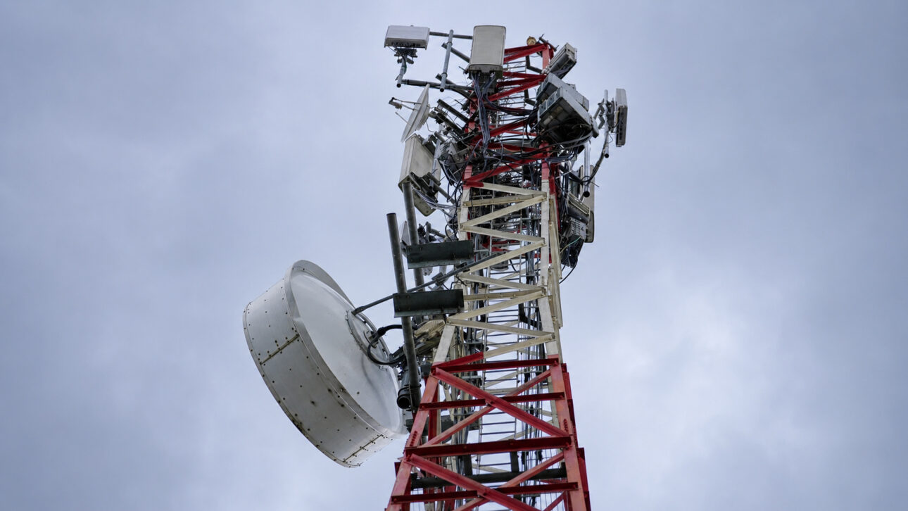 Communication tower