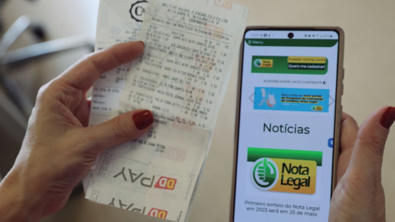 Um homem pediu CPF na nota em compra de R$ 6,50 no Distrito Federal e ganhou R$ 50 mil no sorteio Nota Legal. O prêmio que veio de uma passadinha no supermercado.