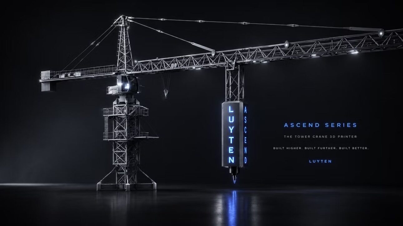 Ascend, the world's first tower crane robotic platform.
Credit: Luyten