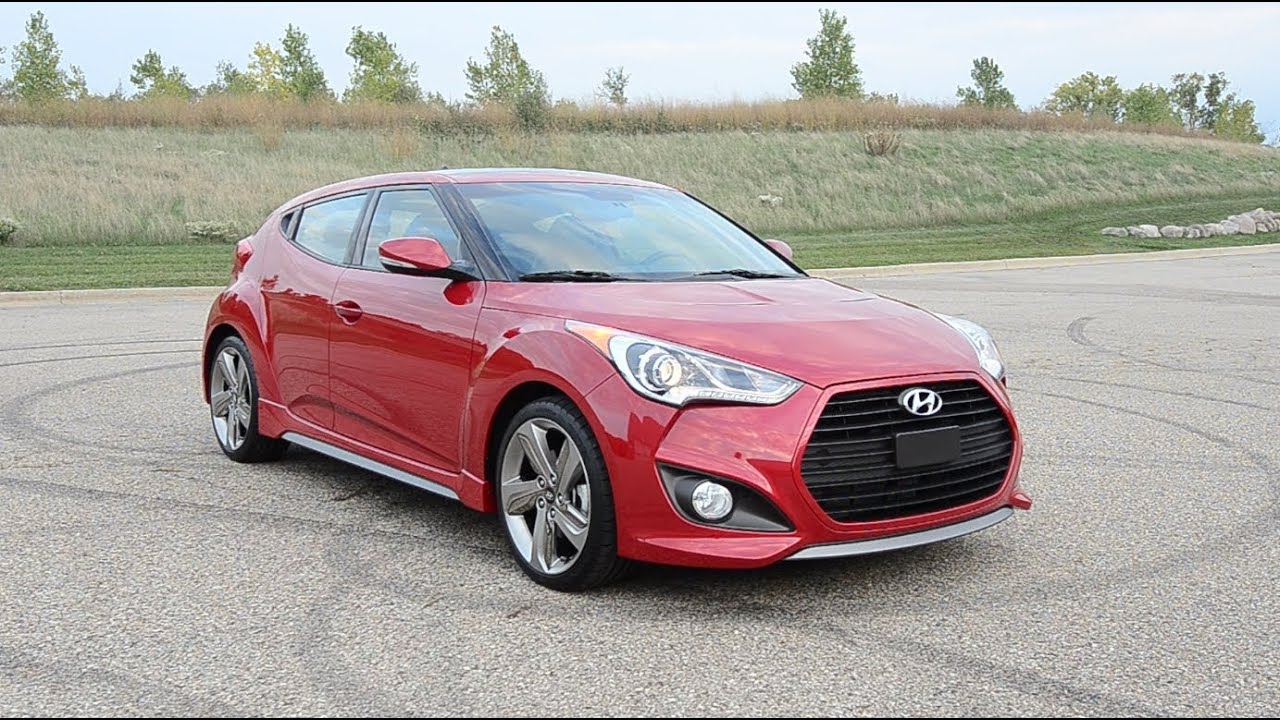 Hyundai Veloster 2013 appears with FIPE of R$ 62,524 in June 2026, features a 1.6 engine with 140 hp, 6-speed automatic transmission, and three-door design.
