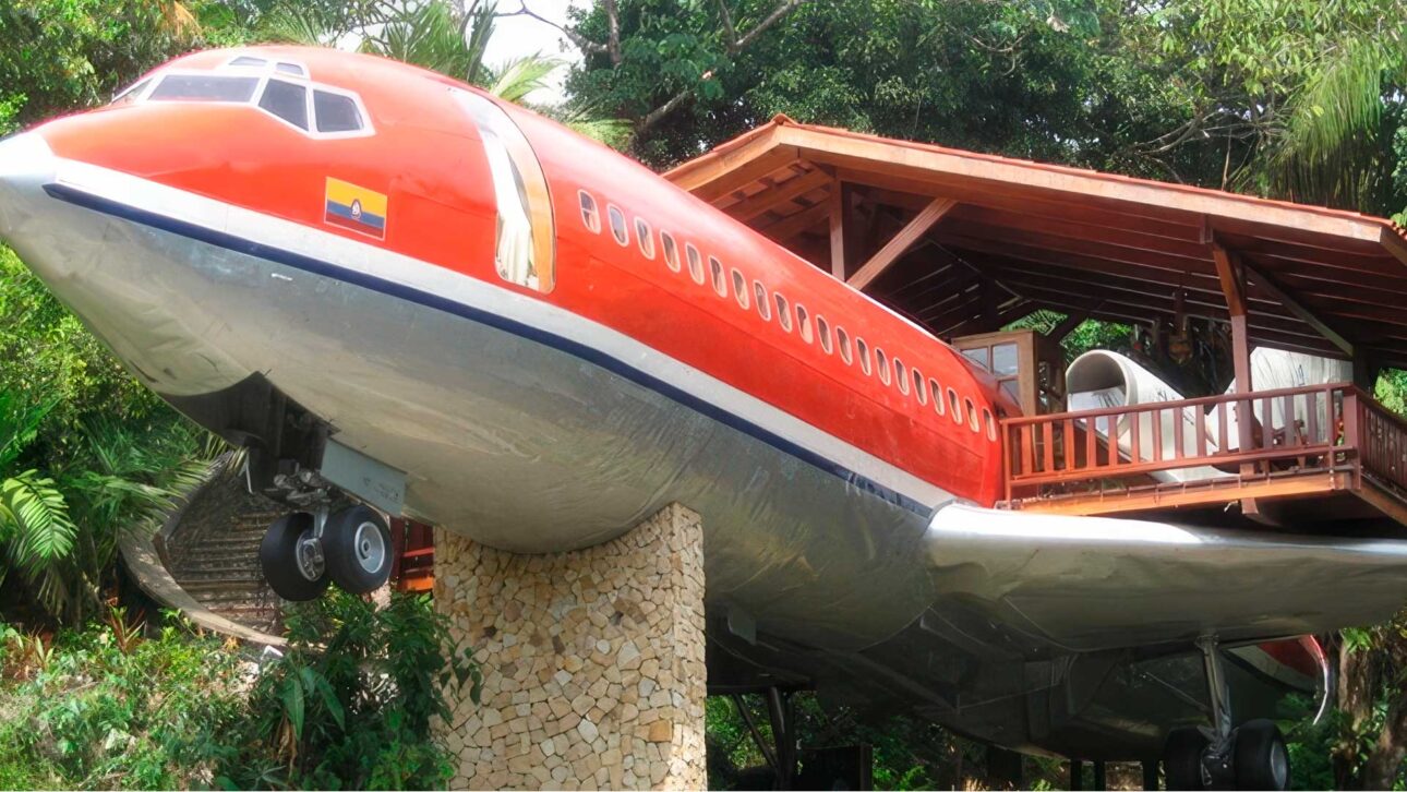 plane used in the project is a Boeing 727 fuselage manufactured in 1965