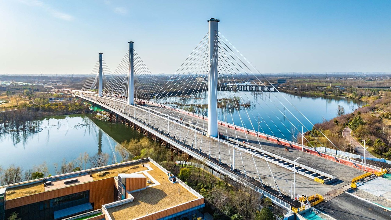 O Vietnã começa a construir a ponte Ma Da, peça que vai ligar o interior montanhoso ao maior aeroporto e ao porto de águ