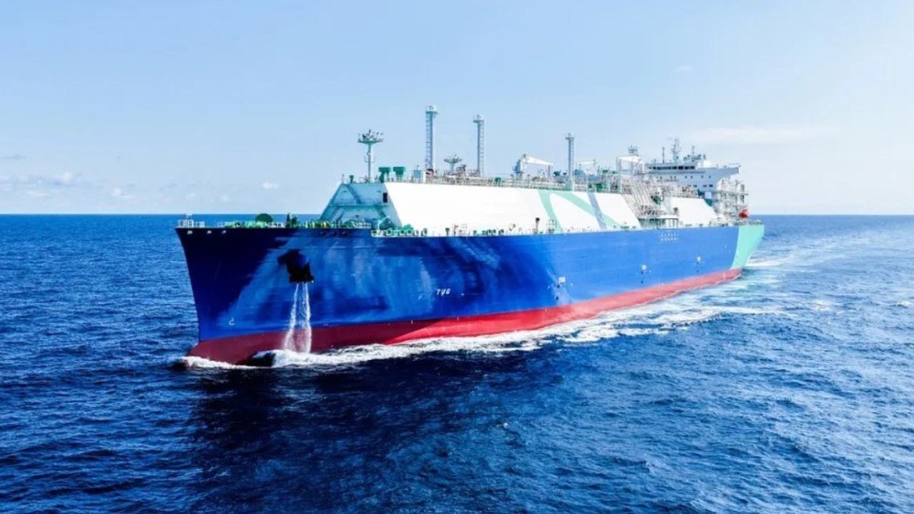 O Catar encomendou o maior navio de gás já construído, um colosso de 344 metros que começa a ser erguido agora