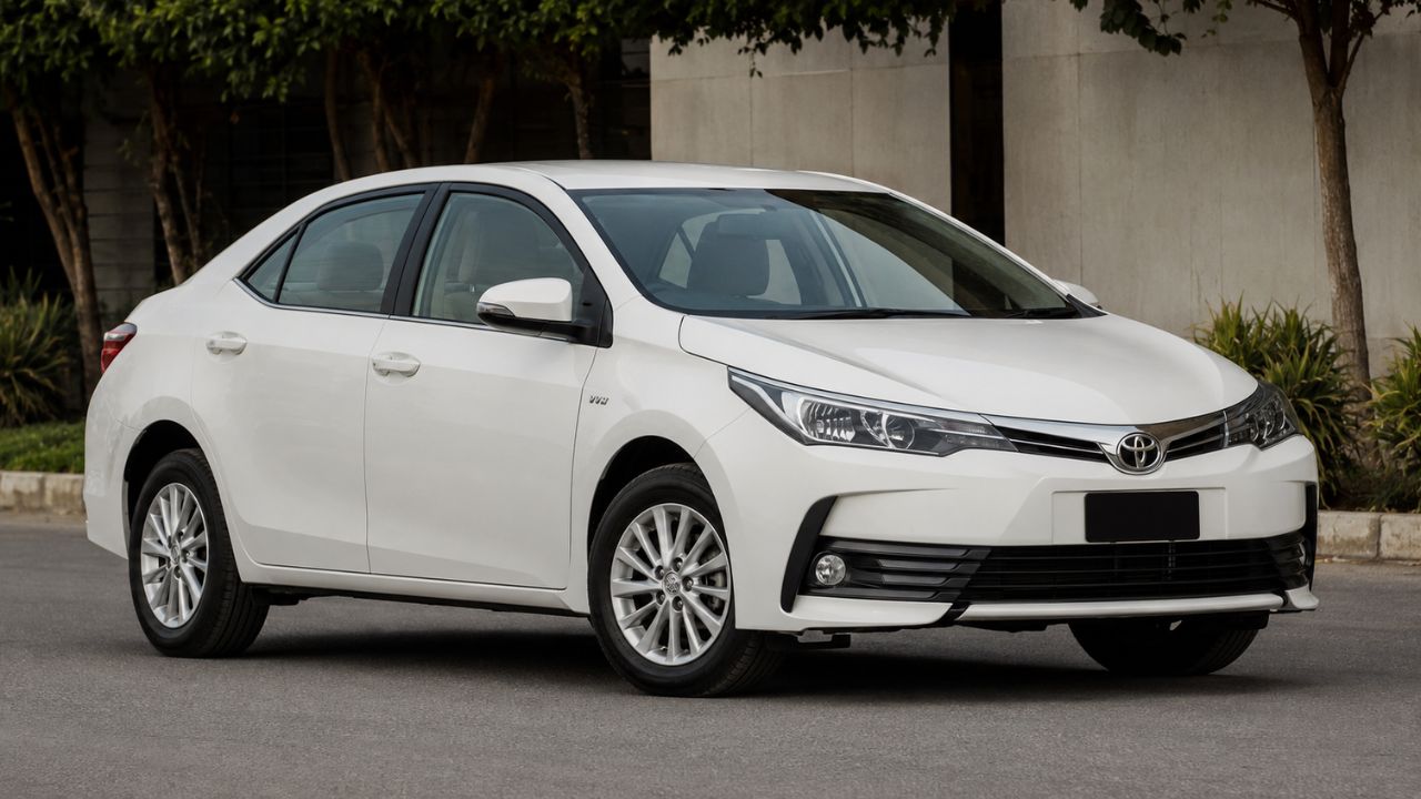 Toyota Corolla GLi Upper 2019 tem motor 1.8 de até 144 cv, câmbio CVT, sete airbags e preço próximo de R$ 89 mil na Tabela Fipe.