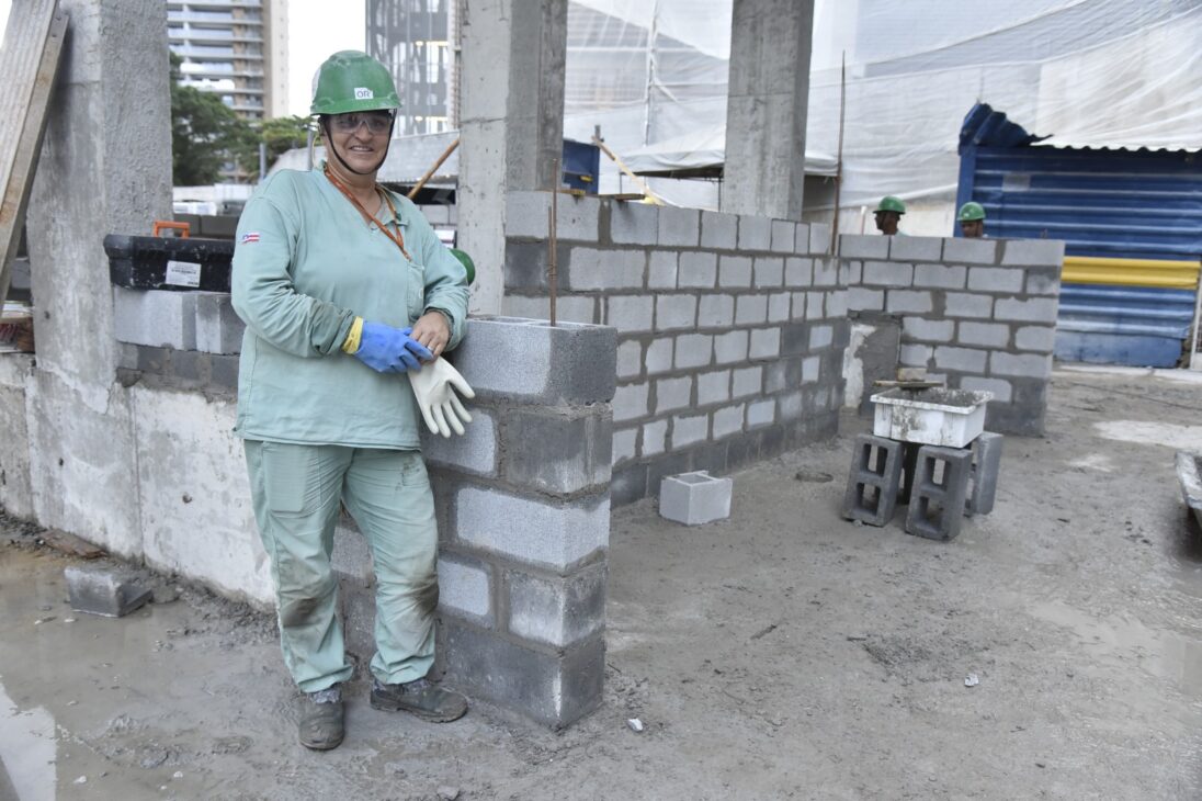 Maria Marli faz história ao ajudar a construir o maior prédio da Bahia - Foto: .José Simões / Ag. A TARDE