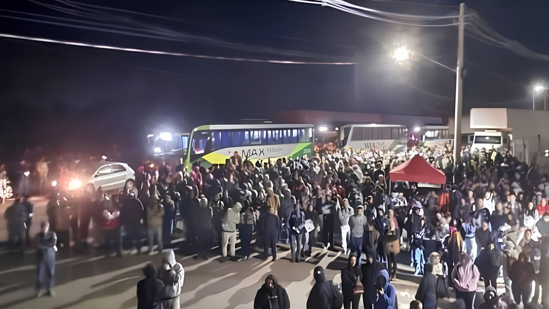 Gerente chinês é acusado de agredir trabalhador com borracha semelhante a chicote em fábrica famosa no Brasil e revolta faz cerca de 1.200 funcionários cruzarem os braços em forma de protesto