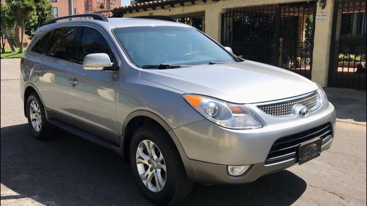 Hyundai Veracruz 2012 oferece 7 lugares, motor V6 de 260 cv, câmbio automático de 6 marchas e amplo espaço interno por preço de SUV compacto.