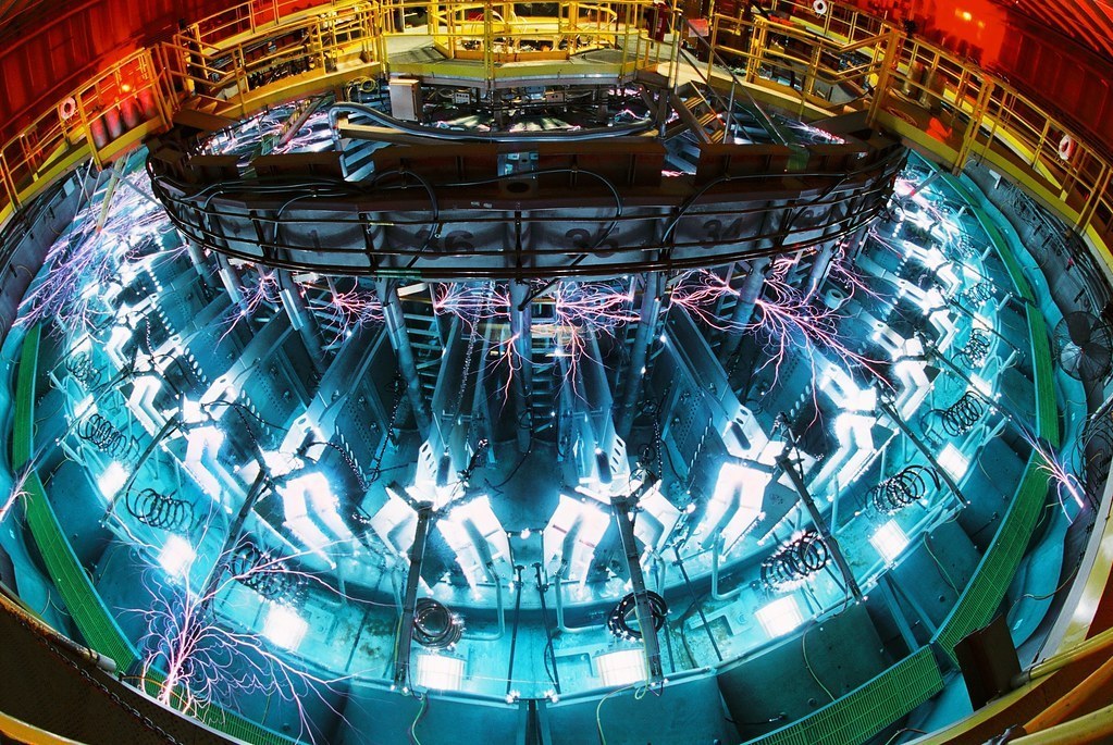Interior of a tokamak-type fusion reactor