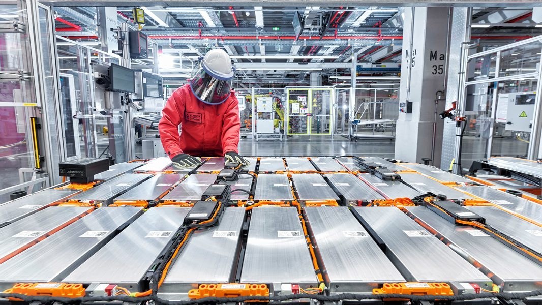 Battery factory for electric vehicles