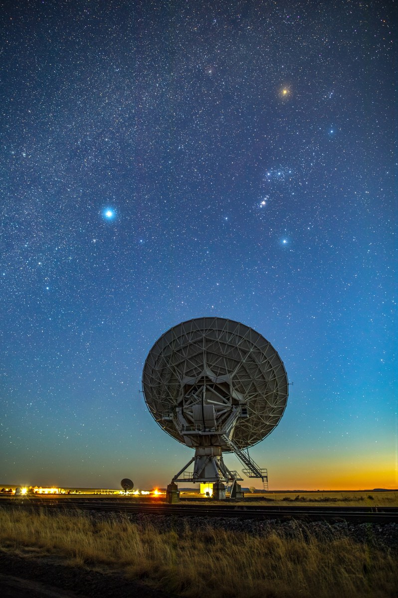 Radio telescopes pointed at the night sky